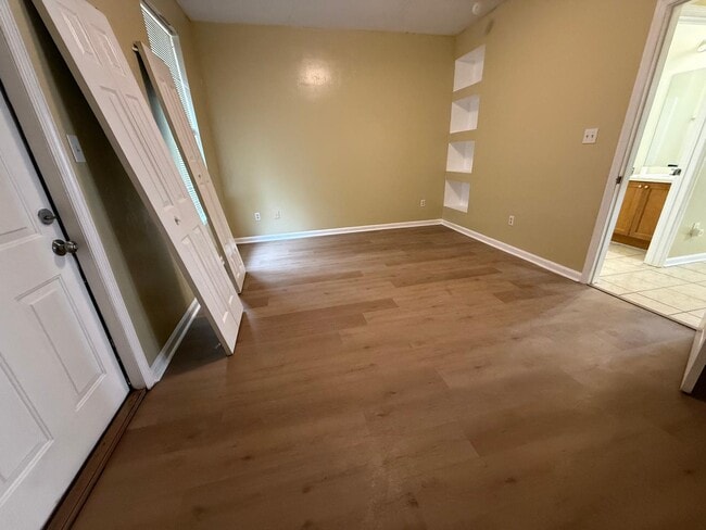 Photo - 2014 Midyette Rd