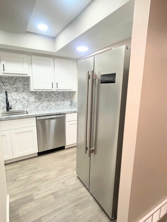 Kitchen - 97 Lancelot Ln Unit 97 Lancelot Ln