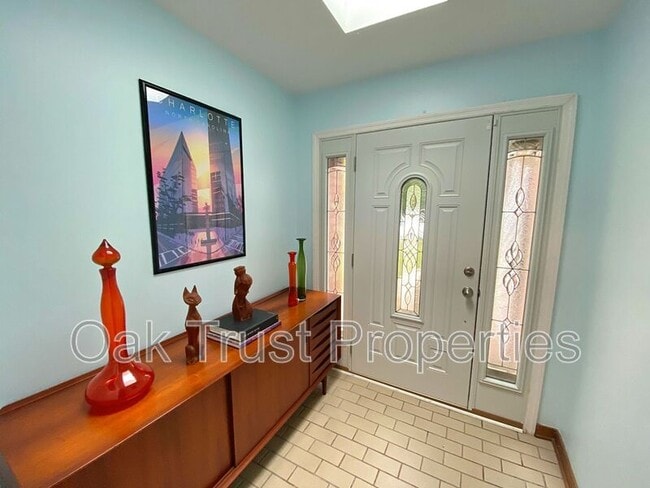 Photo - 303 Christiee Ct