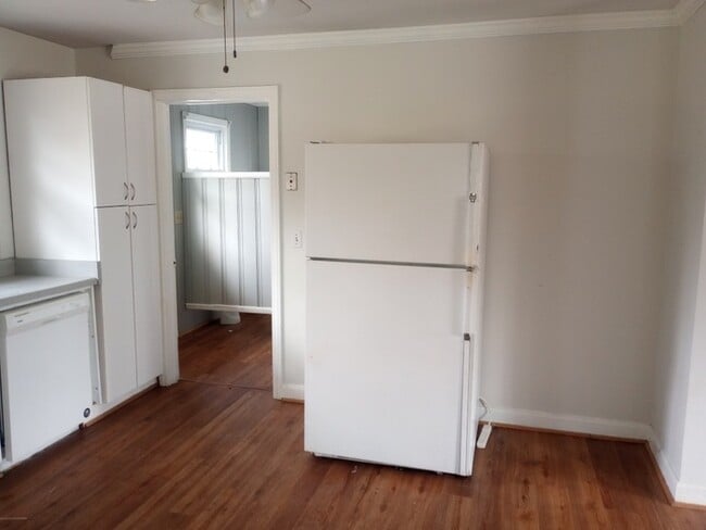 Photo - 8 Sewanee Ave