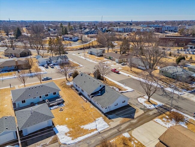 Photo - 300 Pleasant Dr