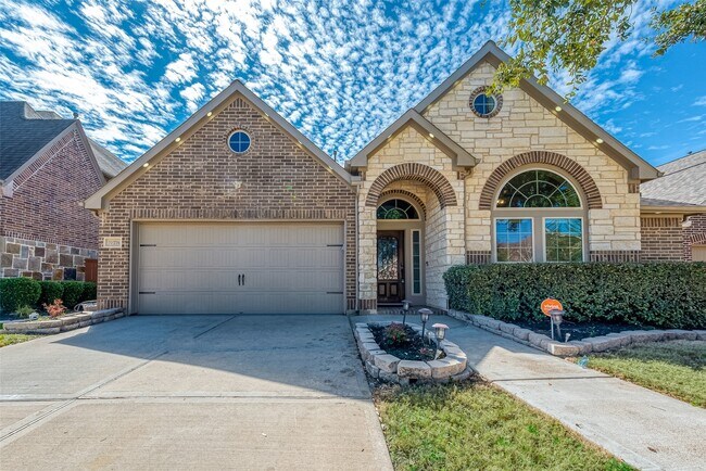 Photo - 10214 Carolyndale Dr