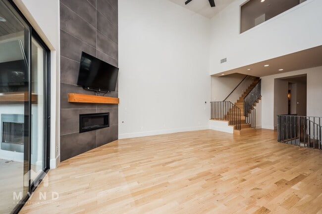 Photo - 4216 Bowser Ave