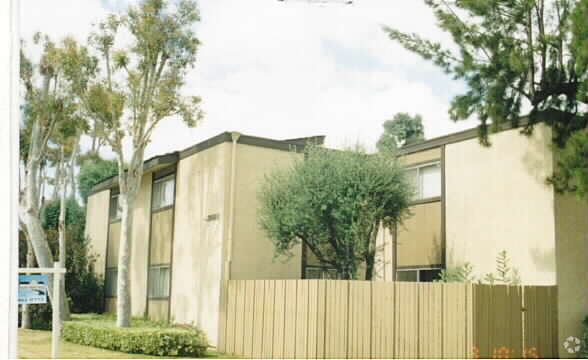 Photo - 21603 Pioneer Blvd Apartamentos