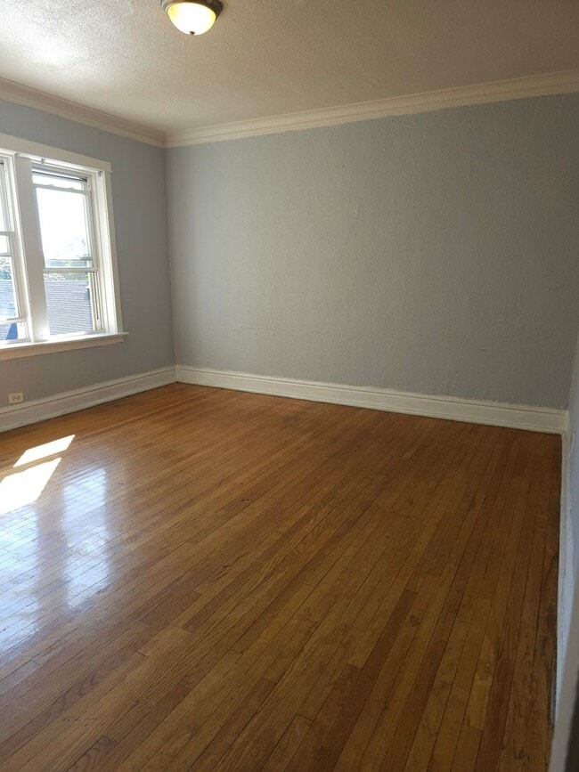 Photo - 1430 S Kenneth Ave Unit 1432-3W