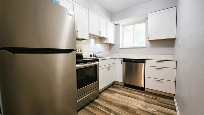 Photo - 7876 Big Bend Blvd Unit 2nd floor