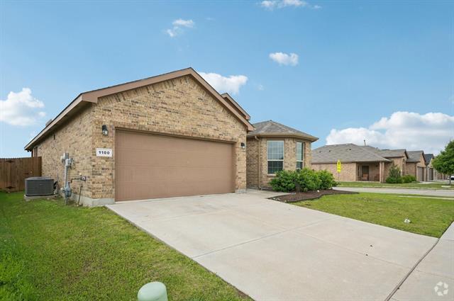 Building Photo - 1100 Blooming Prairie Trail Rental