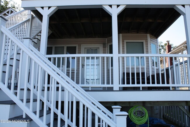 42 Oceanview Ave
