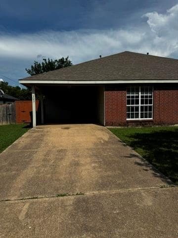 303 N Arizona Dr