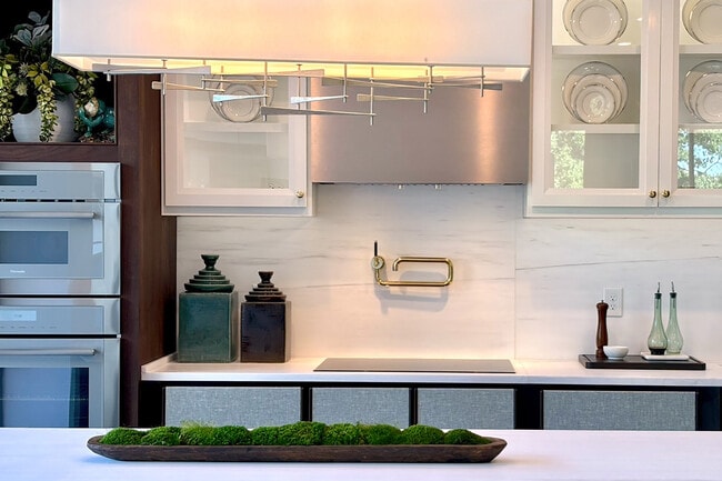 Photo - 2575 Peachtree Rd NE