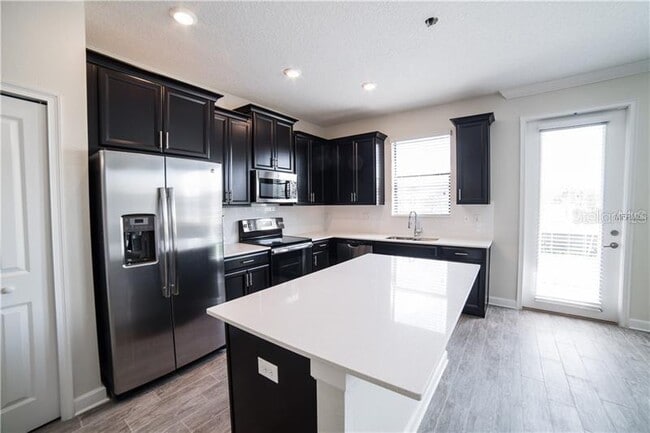 Building Photo - 1225 Payne Stewart Dr