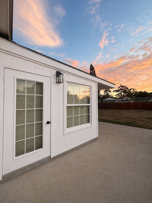 Building Photo - 2314 Edgerton Dr