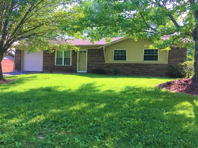 Building Photo - 225 Glendale Dr