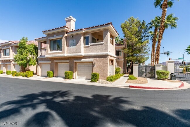 Photo - 251 S Green Valley Pkwy Unidad 1722