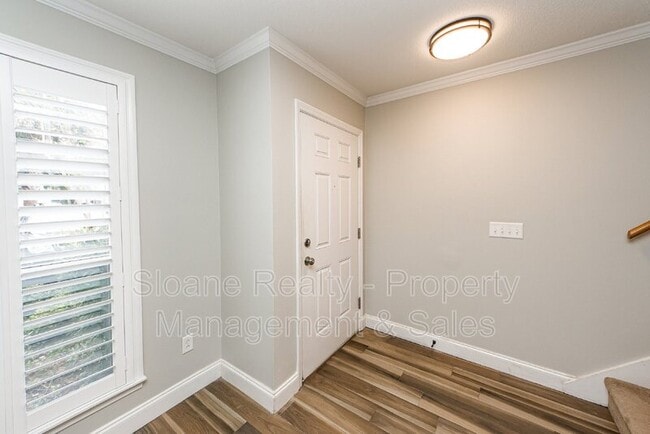 Photo - 252 Howle Ave