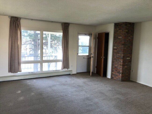 Photo - 205 S 20th Unidad A