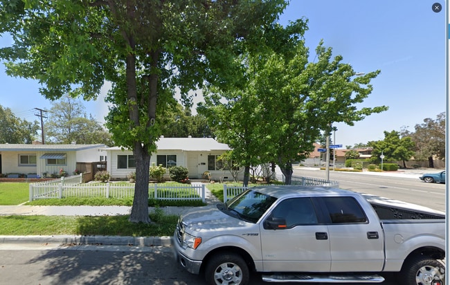 Building Photo - 301 S Fann St Rental