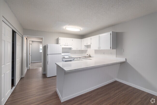 1BR, 1BA - 512SF