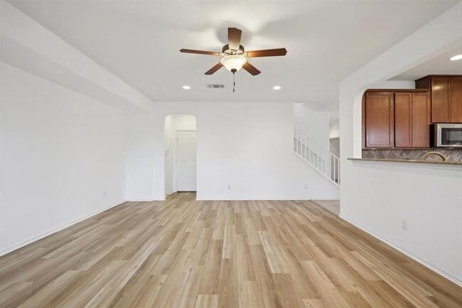 Photo - 1001 Lily Pad Ln