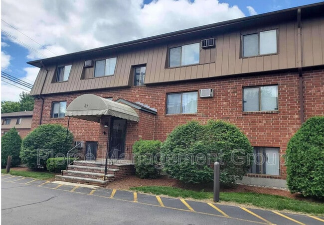 Building Photo - 25 Log St Unit 2C