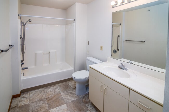 Hillside Woods Senior Apartments I & II
