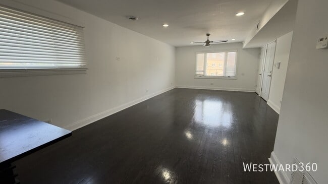 Photo - 660 Clyde Ave Unidad 2