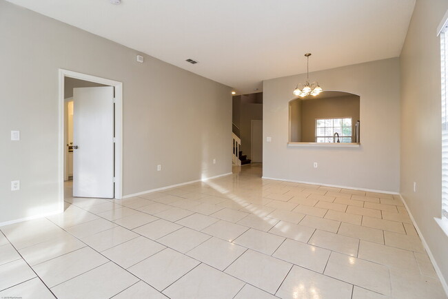 1849 Meadow Pond Way