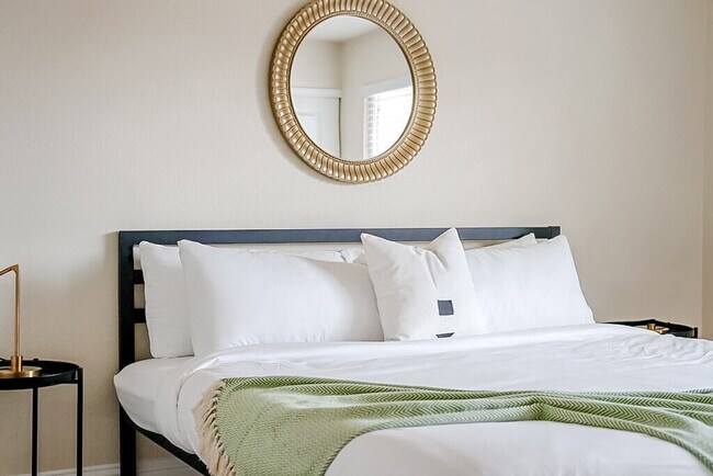 Photo - 12701 N Pennsylvania Ave Unidad ID1058680P