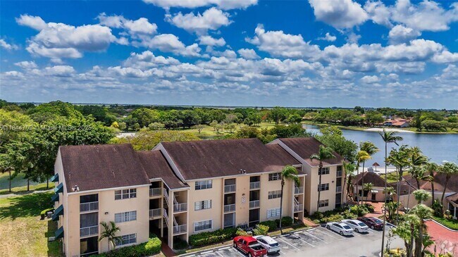 Building Photo - 15295 SW 107th Ln Unit 1009 Rental
