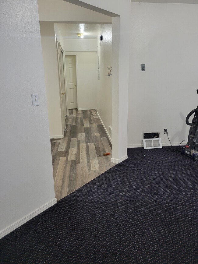 Photo - 2120 Stace St Unidad 4