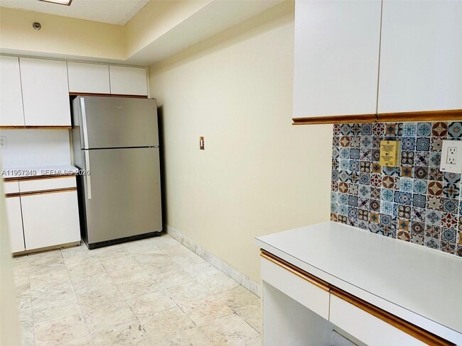 Photo - 3600 Mystic Pointe Dr Unit 1117