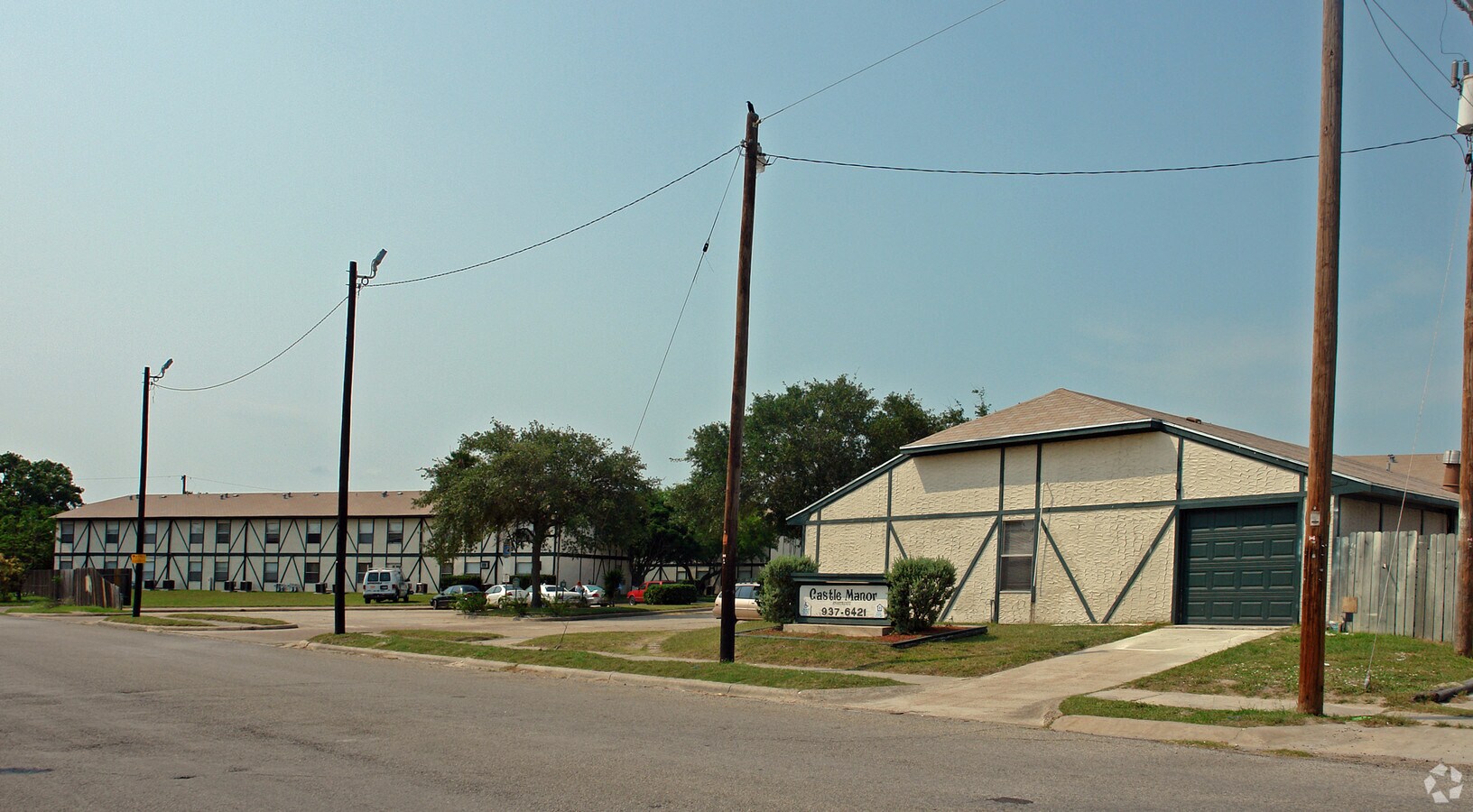 Castle Manor Apartments - Castle Manor Apartments