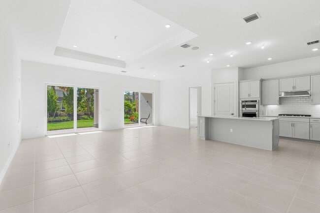 Photo - 10717 Northbrook Cir