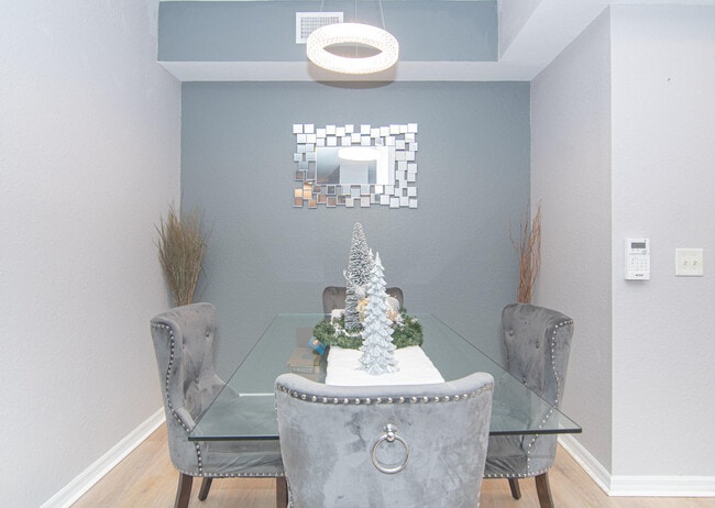 Photo - 350 Crestwood Cir Condo Unit 206