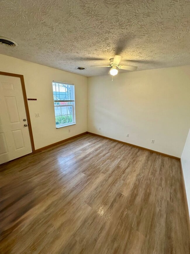 Photo - 1883 Liam Ct Unit A