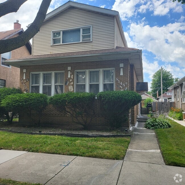 Building Photo - 8148 S Kenwood Ave Rental