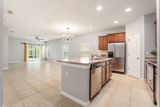 Photo - 2803 Winglewood Cir