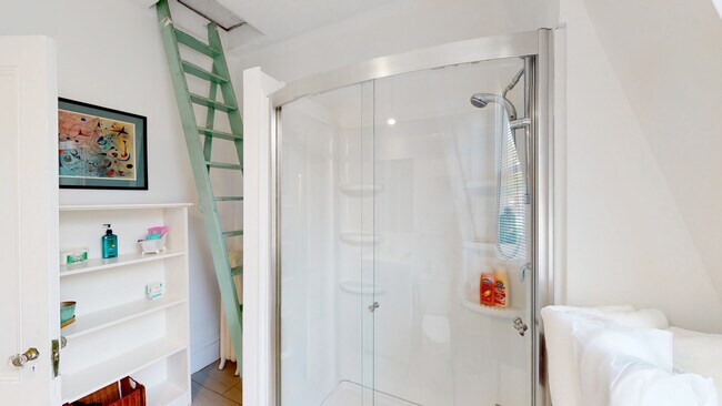 Photo - 39 Cypress St Unit 2