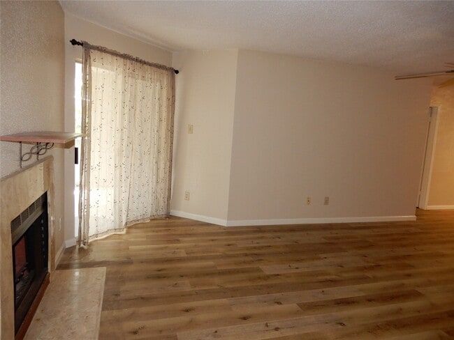 Photo - 9797 Leawood Blvd Unit 902