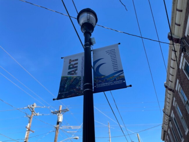 Photo - 562 Ferry Ave