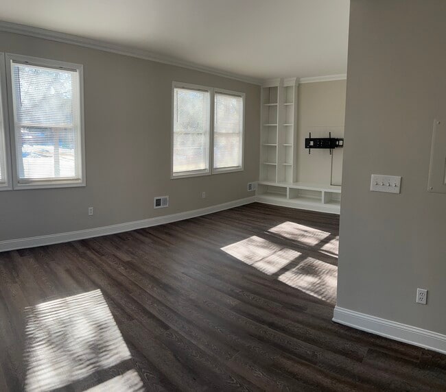 Photo - 52 Main St Unit A