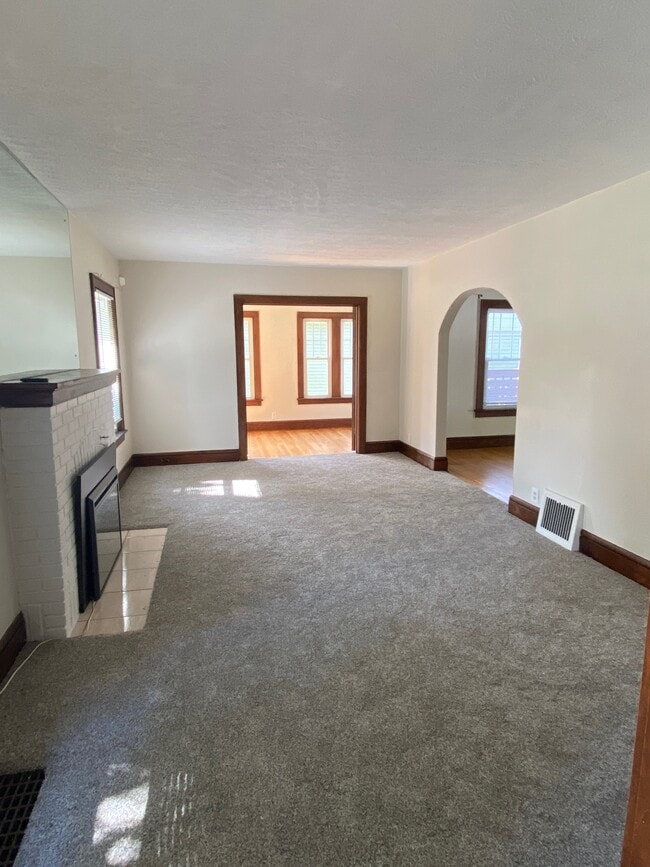 Photo - 724 Sixth St