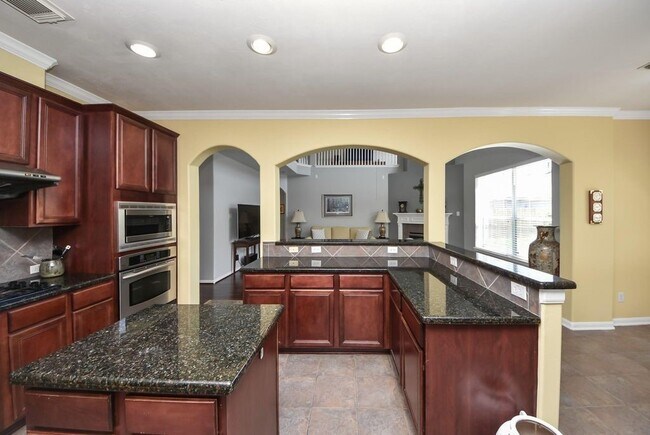 Photo - 12815 Dadebrook Ct