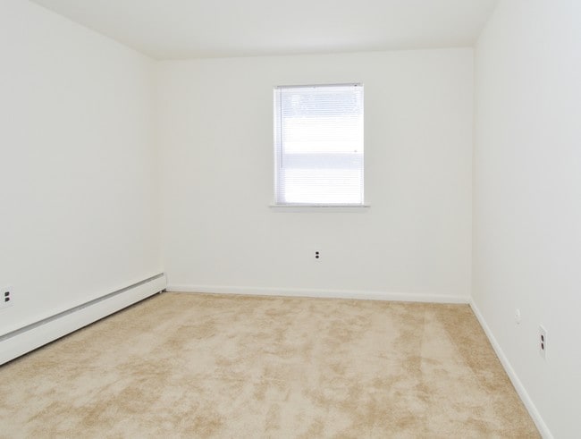 Sample Bedroom - Independence Crossing Apartments