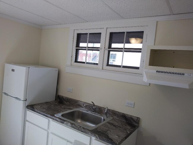 Photo - 16 Oak St Apartments Unit 16 Oak Street up