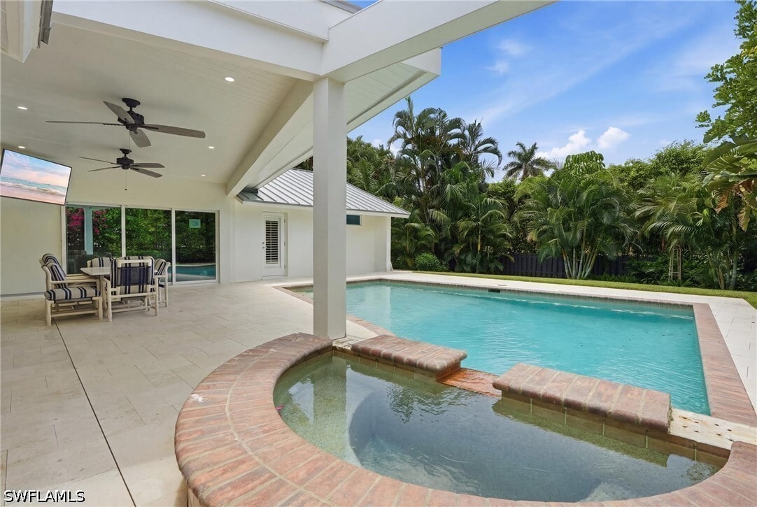 Photo - 506 Pine Grove Ln