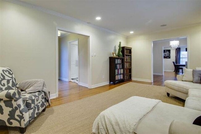 Photo - 4270 Minden Rd