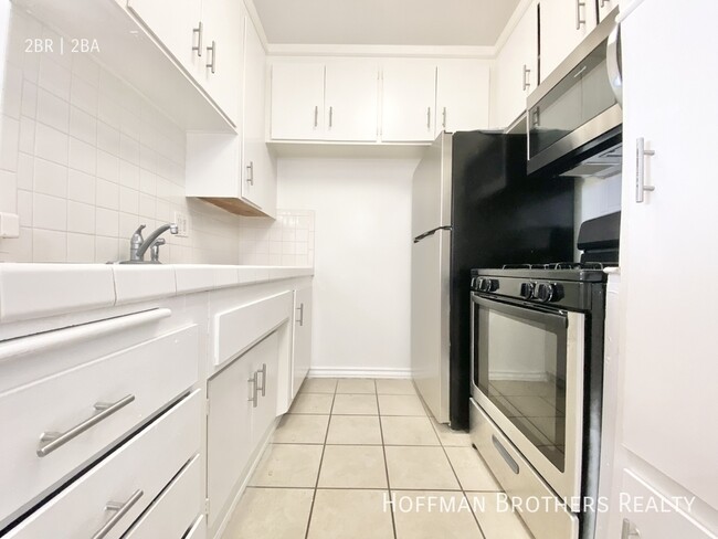 Photo - 5726 Camellia Ave Apartment Unit 305A