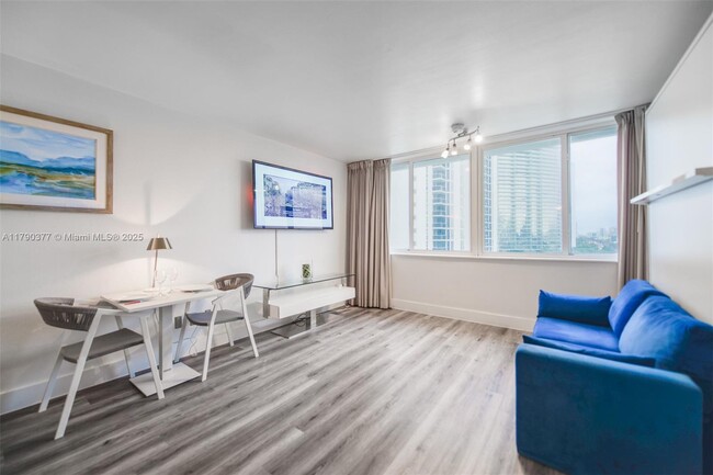Building Photo - 19201 Collins Ave Unit 842 Rental