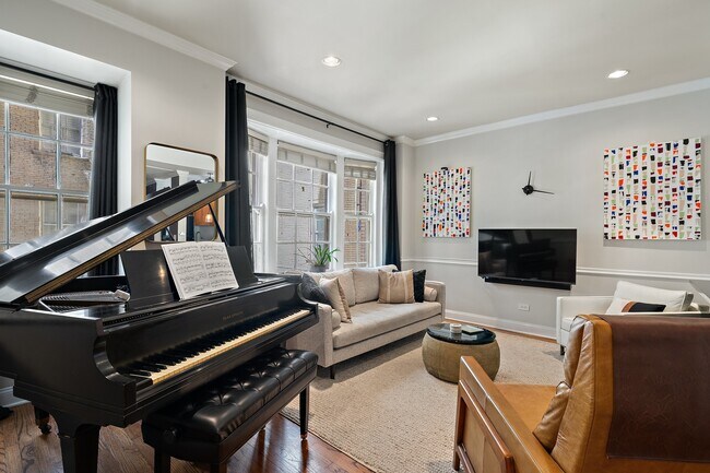 Photo - 70 E Scott St Unit 308